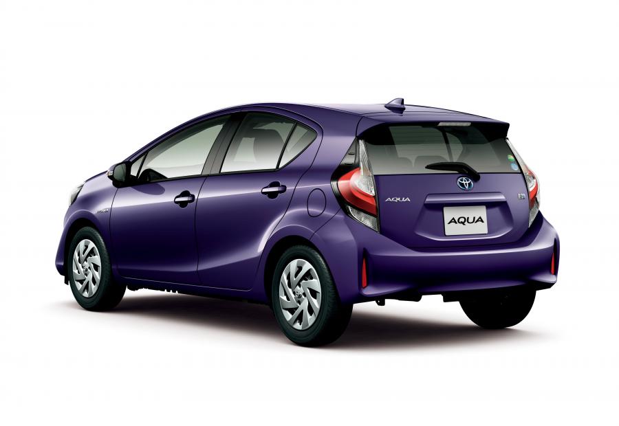  Toyota Aqua 2017 года  (фото 5 из 5)